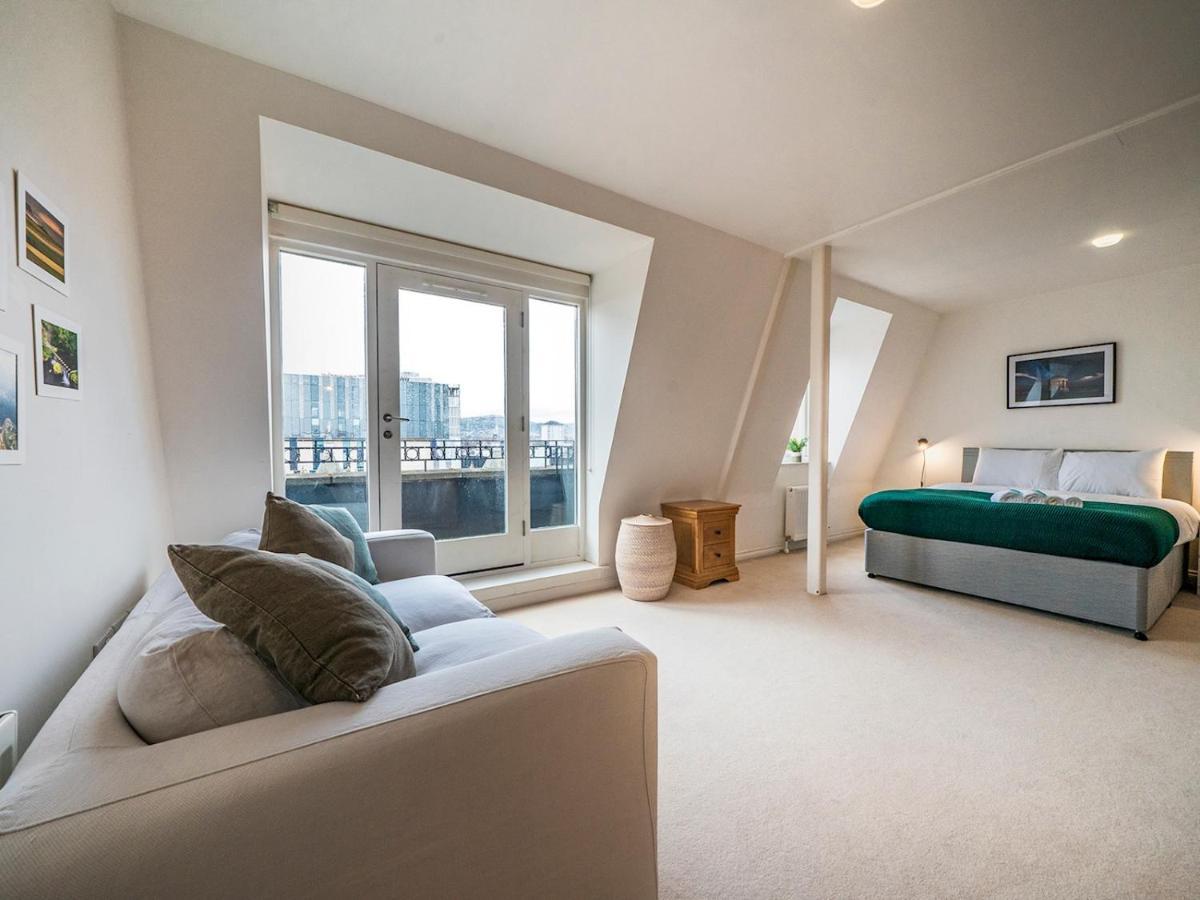Apartment Stunning 2br Penthouse Loft In Cathedral Quarter *